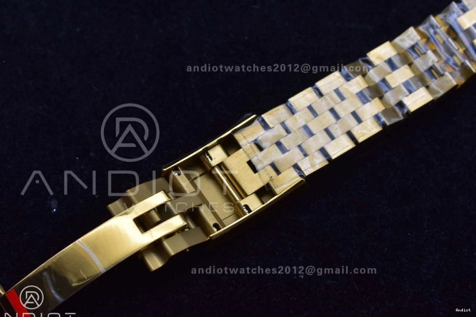 Weight VR3285 on Edition YG 1:1 II GRNR GMT Gain Bracelet Black Master CHS Dial Best Gold Jubilee 126718 Factory 0513